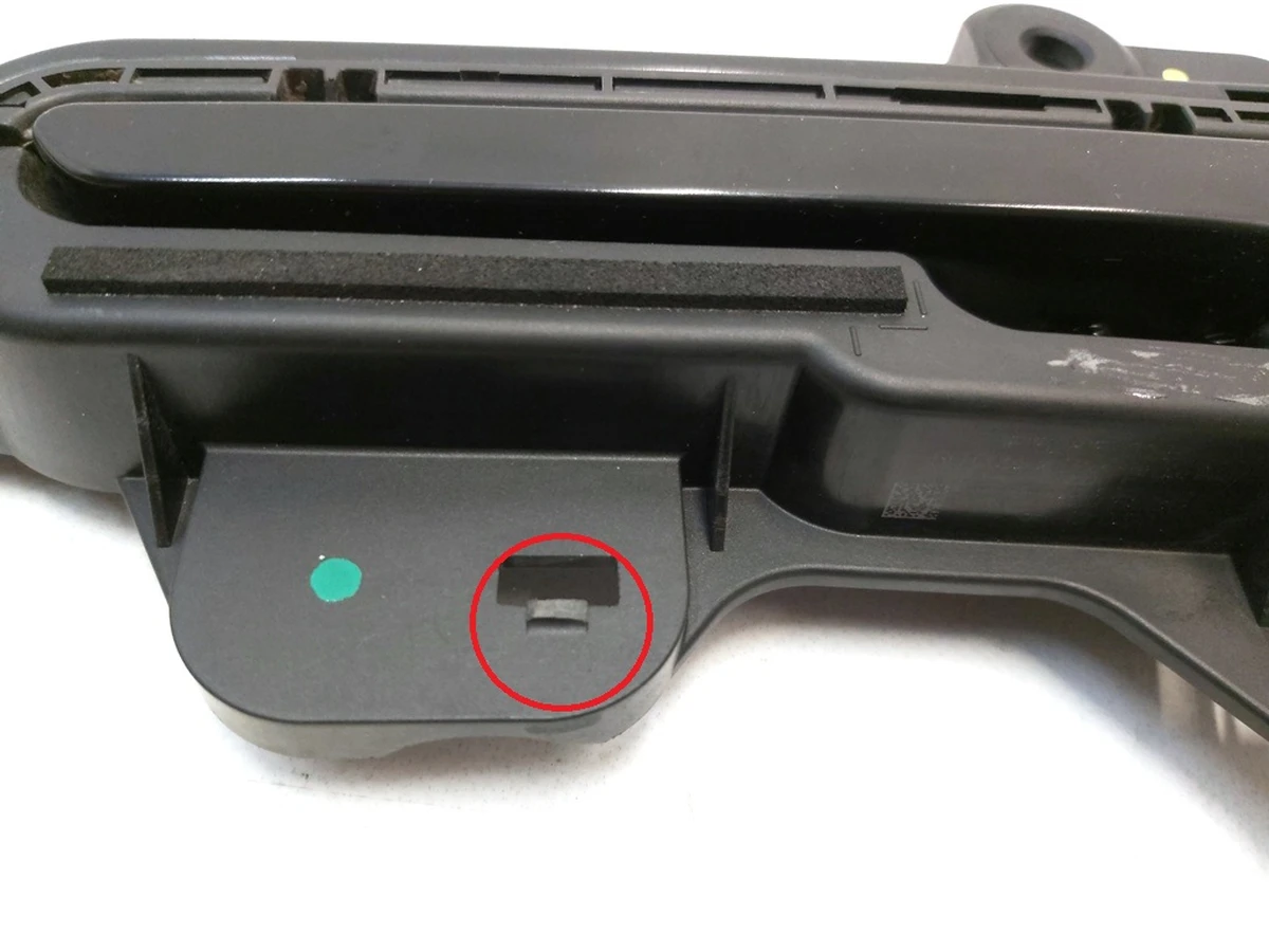 2 Механізм ручки зовнішньої передньої задньої правої BLACK REV1 з пошкодженням Tesla Model 3, Model 3 Jan 2024, Model Y, Model Y Feb 2025 1528115-00-D