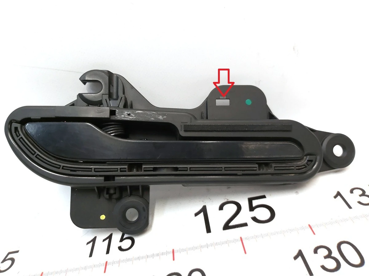 2 Механізм ручки зовнішньої передньої задньої правої BLACK REV1 з пошкодженням Tesla Model 3, Model 3 Jan 2024, Model Y, Model Y Feb 2025 1528115-00-D