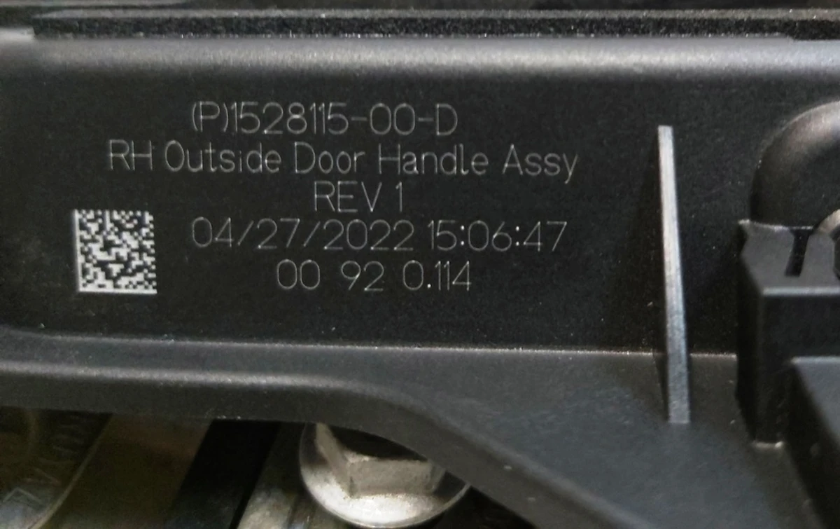 2 Механізм ручки зовнішньої передньої / задньої правої BLACK REV1 Tesla Model 3, Model Y 1528115-00-D