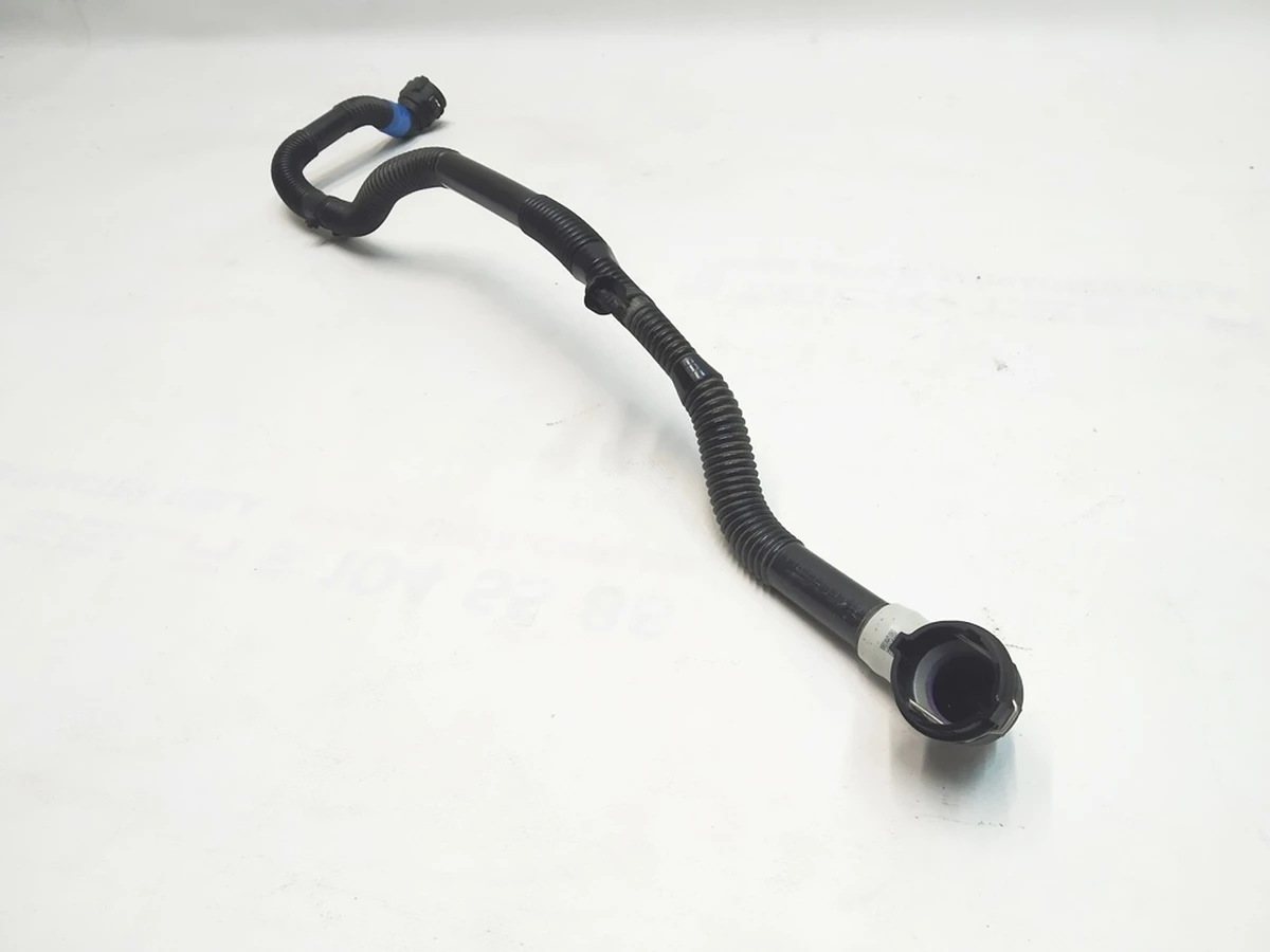 17 Патрубок системи охолодження переднього інвертора Tesla Model 3, Model Y 1530129-00-B