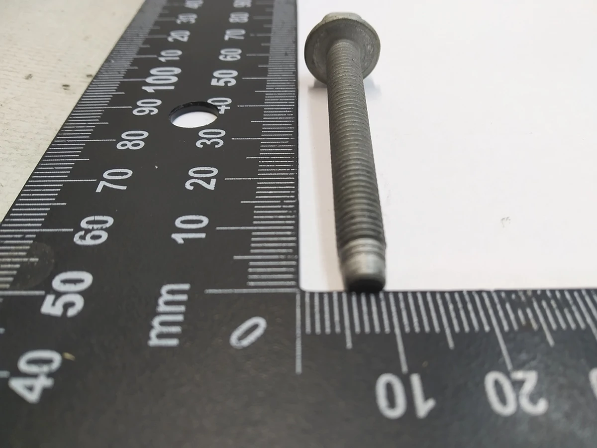 5 Болт компрессора HF, M6x1.0-50,[88], G0110, MAT Tesla Model S Feb 2021, Model X Mar 2021, Model 3, Model 3 Jan 2024, Model Y Feb 2025 1532914-00-A