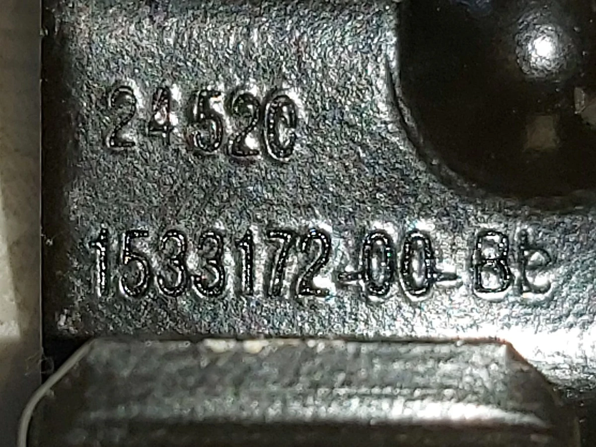 4 Стяжка кронштейна крепления АКБ Tesla model 3, model Y 1533172-00-B