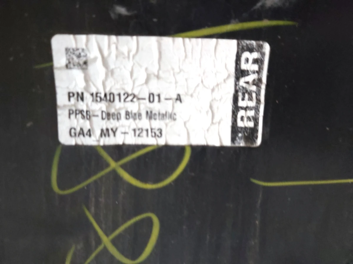 1 Бампер задній DEEP BLUE METALLIC-PPSB у зборі з пошкодженням Tesla model Y 1493735-S5-A