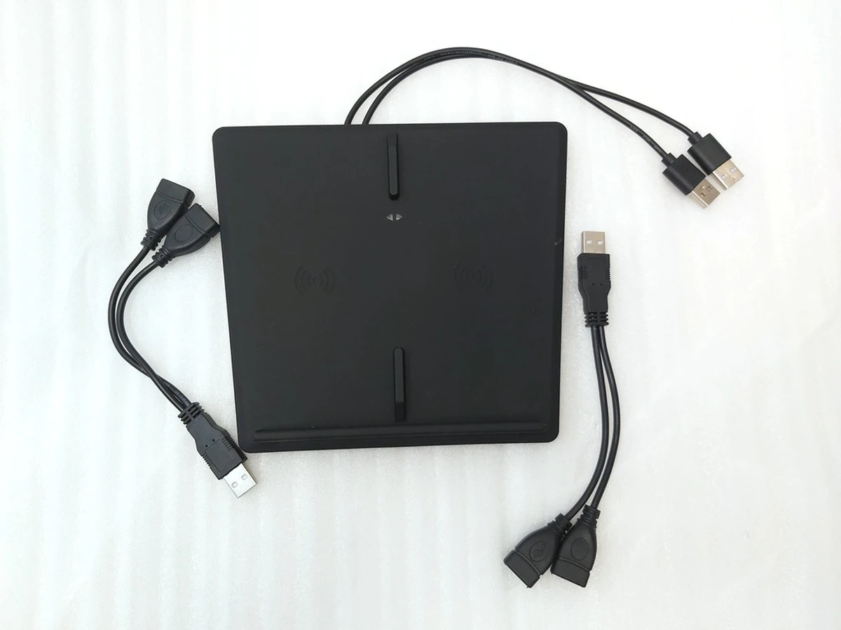 Беспроводное зарядное устройство телефона 10W Tesla Model 3, Model Y 1112415-00 1541234-00 1755100-00