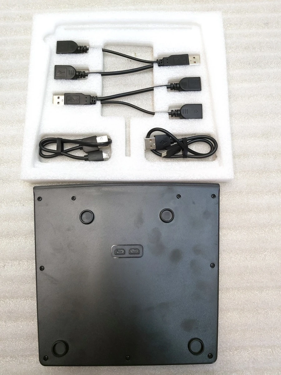 Бездротовий зарядний пристрій телефону TM3-05 15W Tesla model 3, model Y 1112415-00 1541234-00 1755100-00