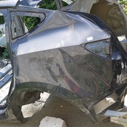 3 Чверть задня ліва PMNG з пошкодженням крила та лонжерону Tesla model Y 1549230-S0-A