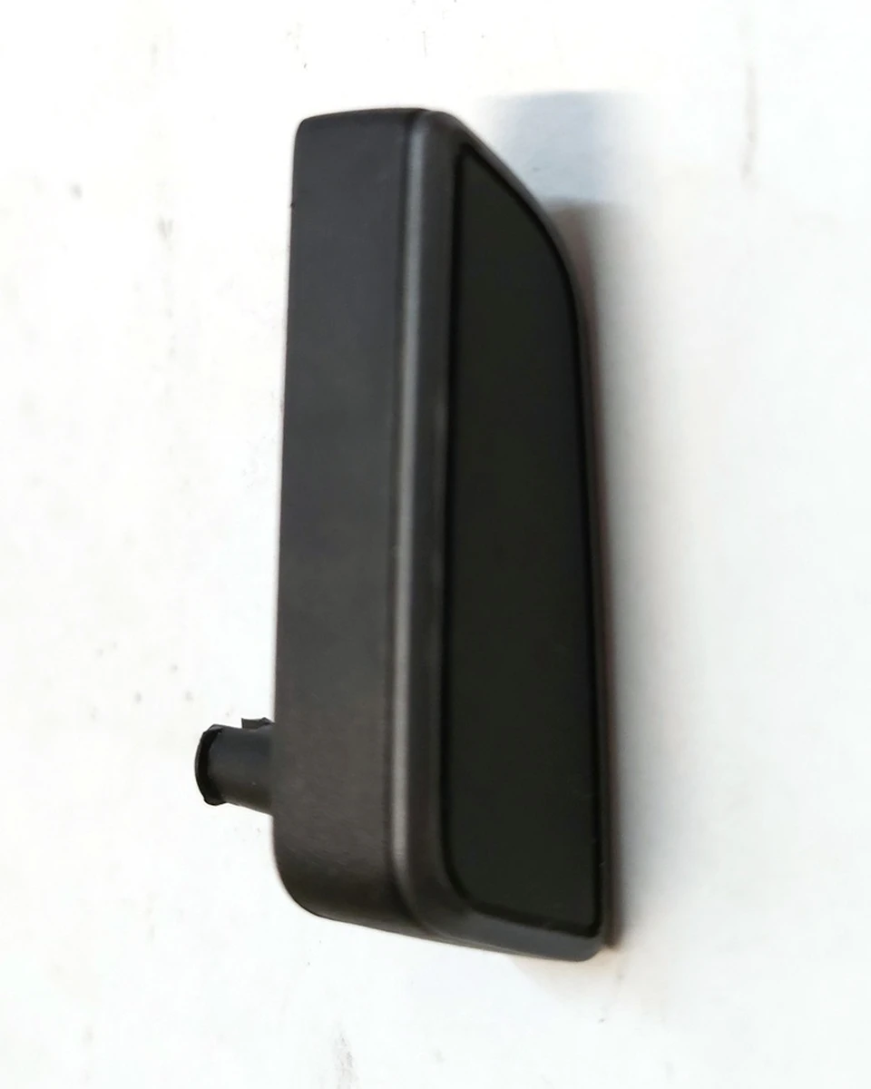 SEAT 1R SWITCH BTN RECL RH GRAPHITE with damage Tesla model Y 1551847-01-A