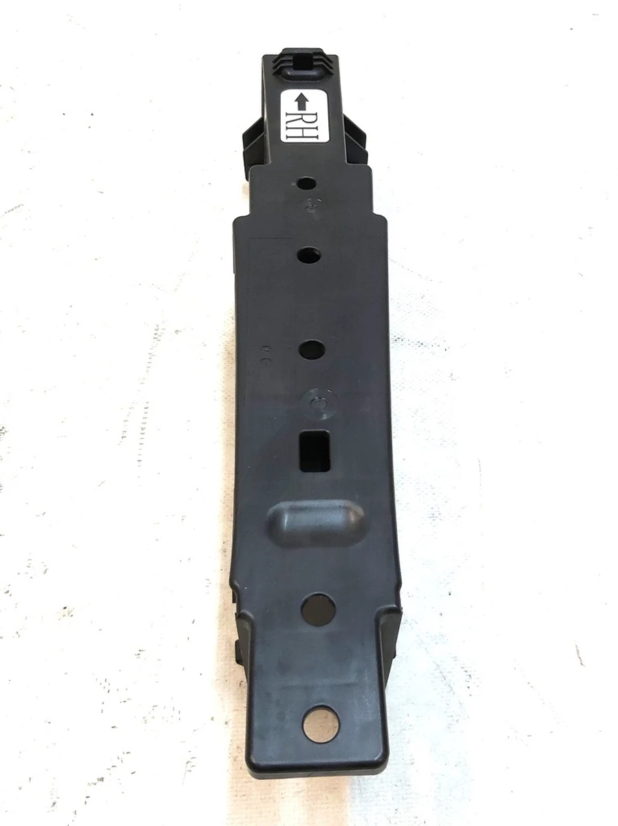END ITEM, RUB TRUNK BRACKET RH TESLA model Y 1552221-00-B