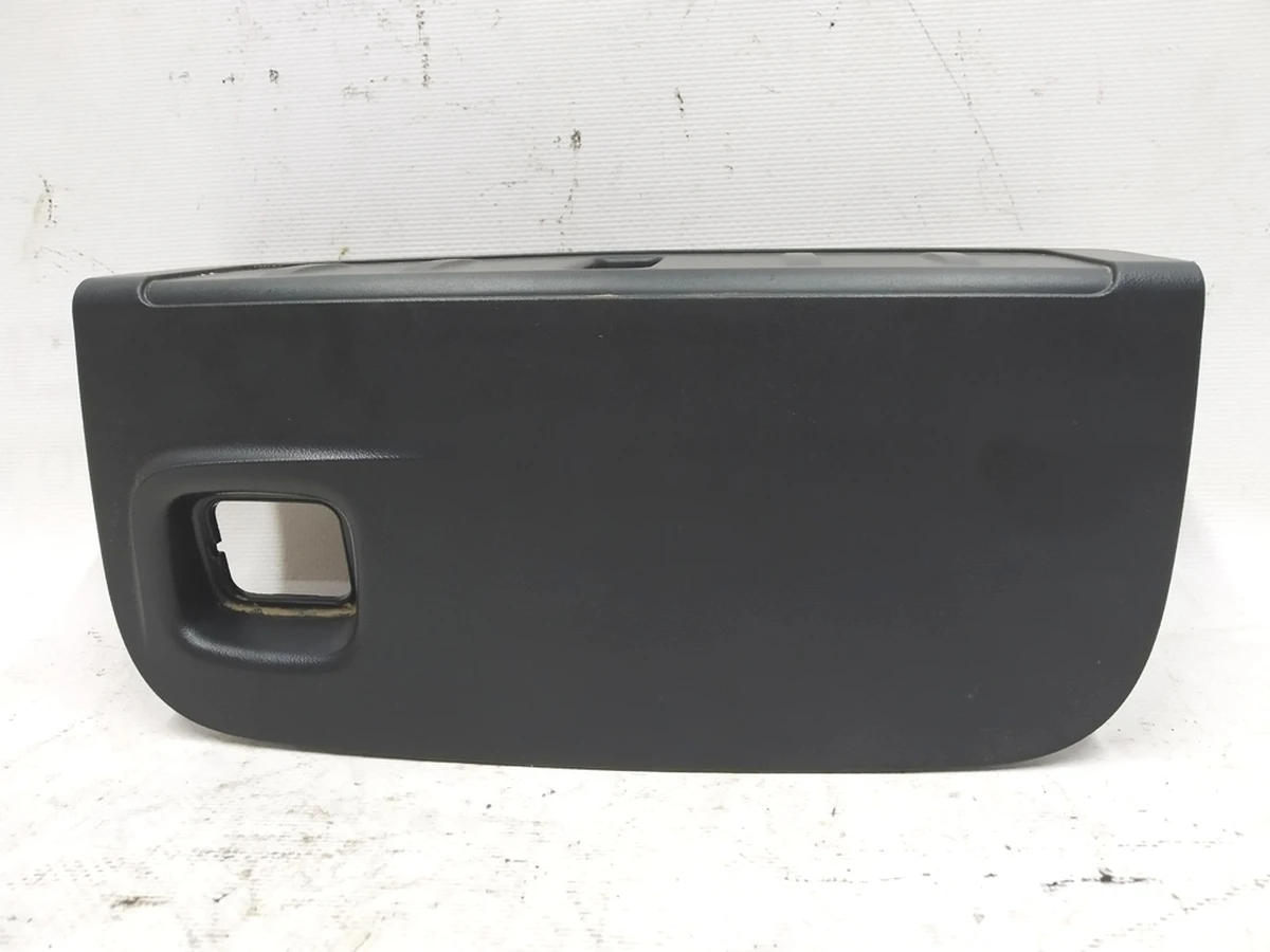 9 Панель замка підкапотного боксу REST Tesla model 3 1555579-00-B