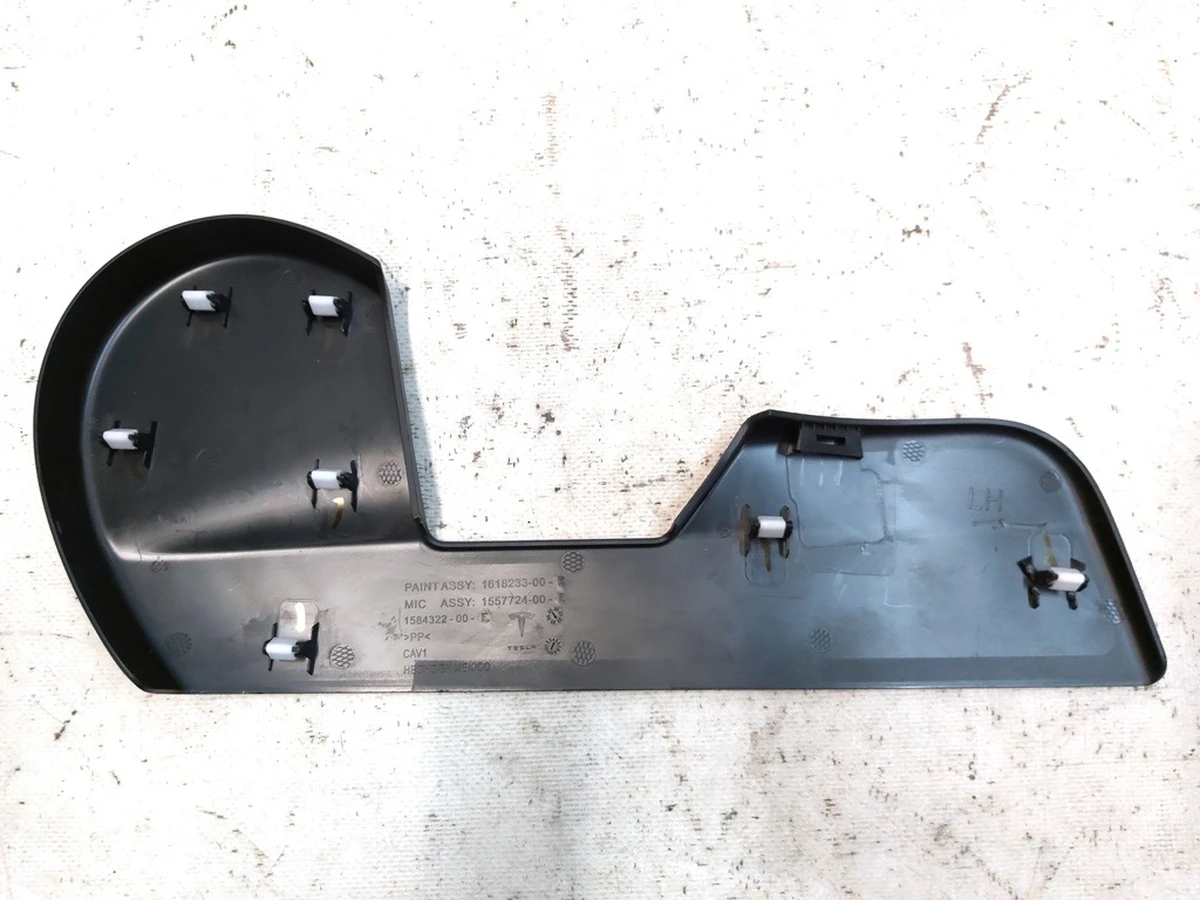 10 Накладка декоративна сидіння пасажира нижня ліва зовнішня Tesla Model 3, Model Y 1557724-00-E