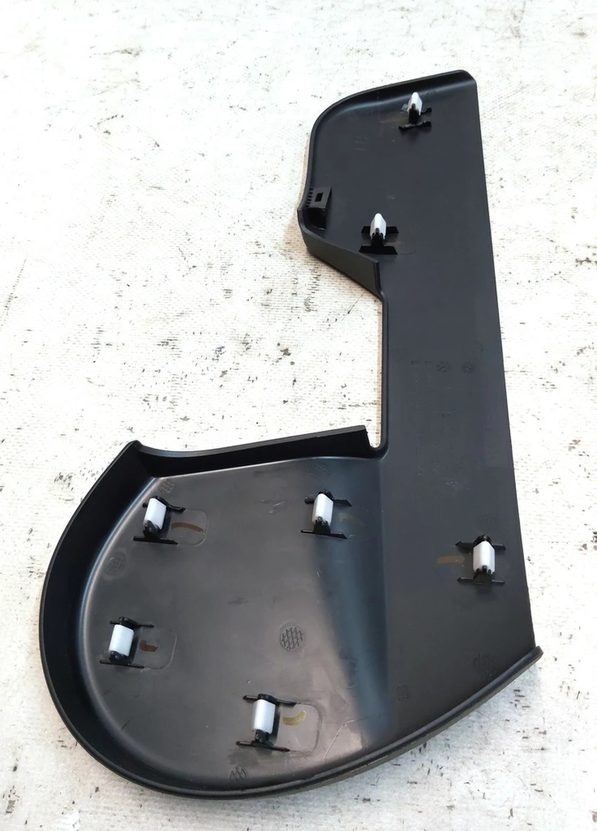 10 Накладка декоративна сидіння пасажира нижня ліва зовнішня Tesla Model 3, Model Y 1557724-00-E