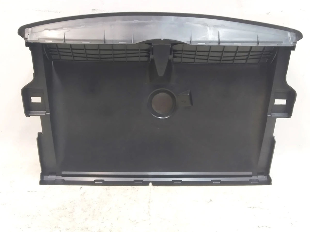 1 Люверс центральный в сборе Tesla Model 3 1559787-00-A