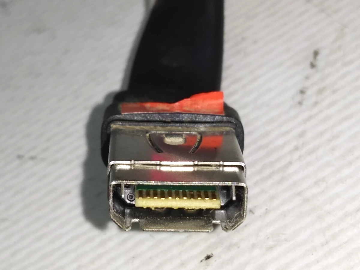 4 USB HYBRID CABLE, LHD Tesla model 3, model Y 1083340-00