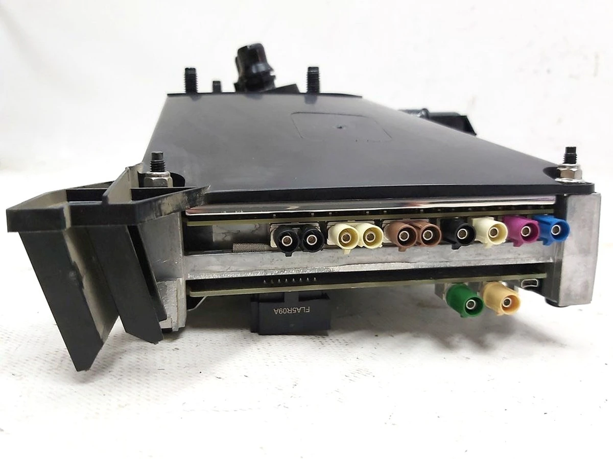 1 M3,TLA,CAR.COMP,CN,AP3.2,TSC- PROVISIONED Tesla model 3 1566786-S0-C