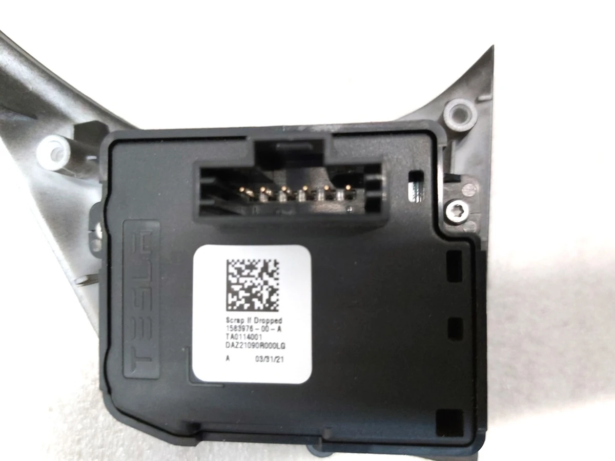 6 STEERING WHEEL SWITCH - RIGHT HAND - MATTE ALUMINUM Tesla Model 3, Model Y 1583976-00-A