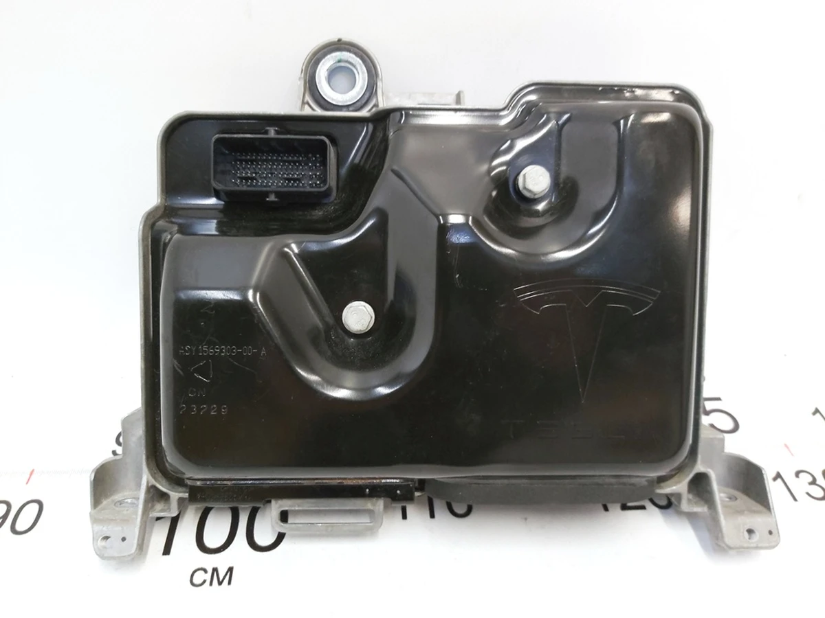 1 Боді контролер передній GEN 3.1 у зборі з радіатором охолодження, кришкою, болтами Tesla Model 3, Model Y 1583991-10-D