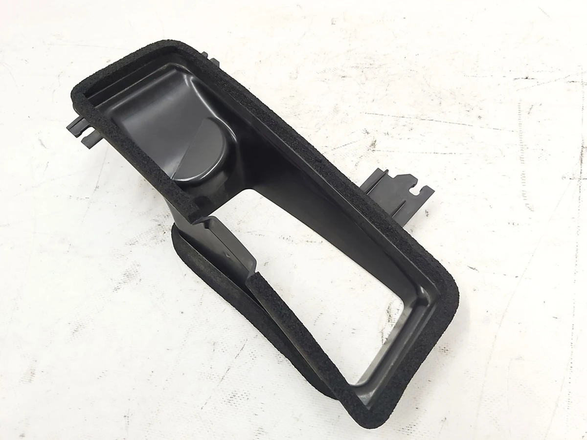 5 Кришка верхня повітрозабірника кабіни (з 05.10.2020) Tesla model 3 1588275-00-A