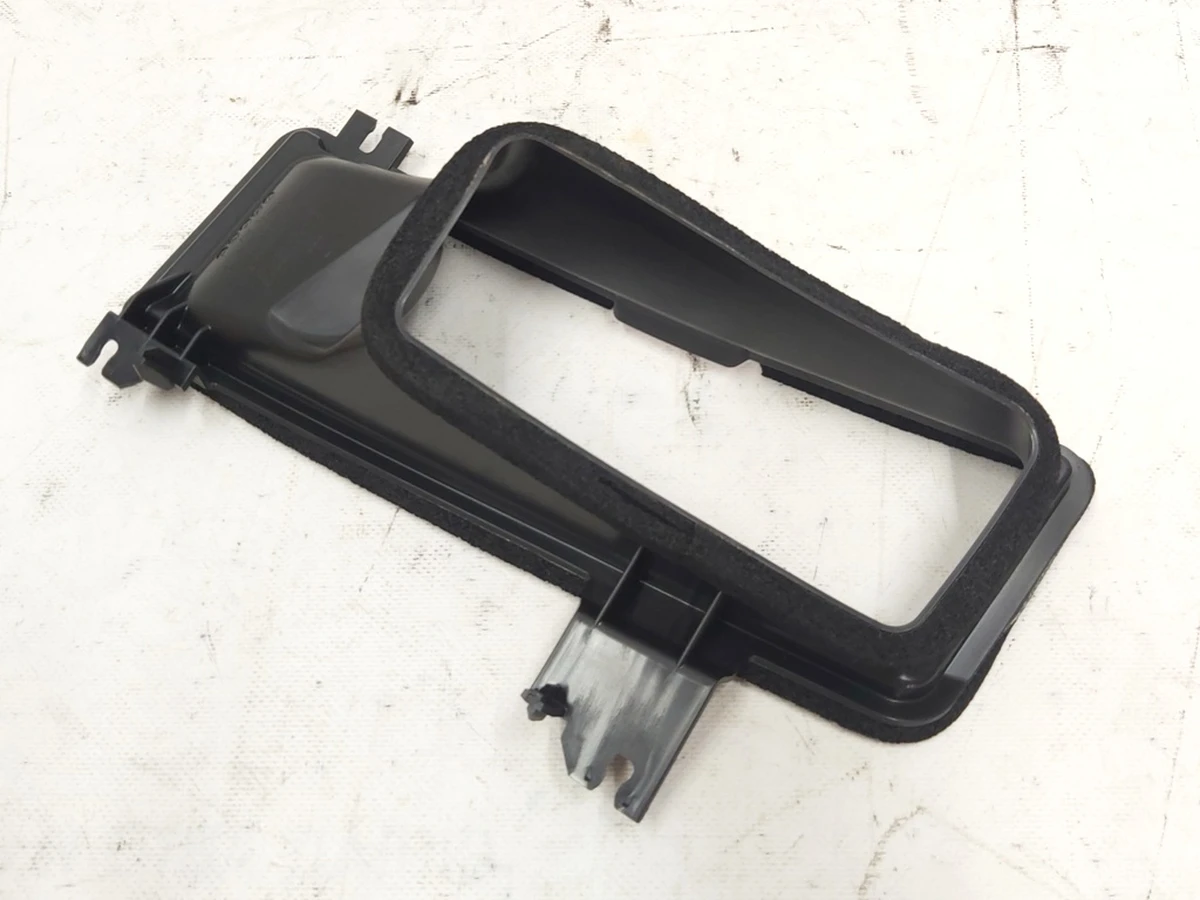 5 Кришка верхня повітрозабірника кабіни (з 05.10.2020) Tesla model 3 1588275-00-A