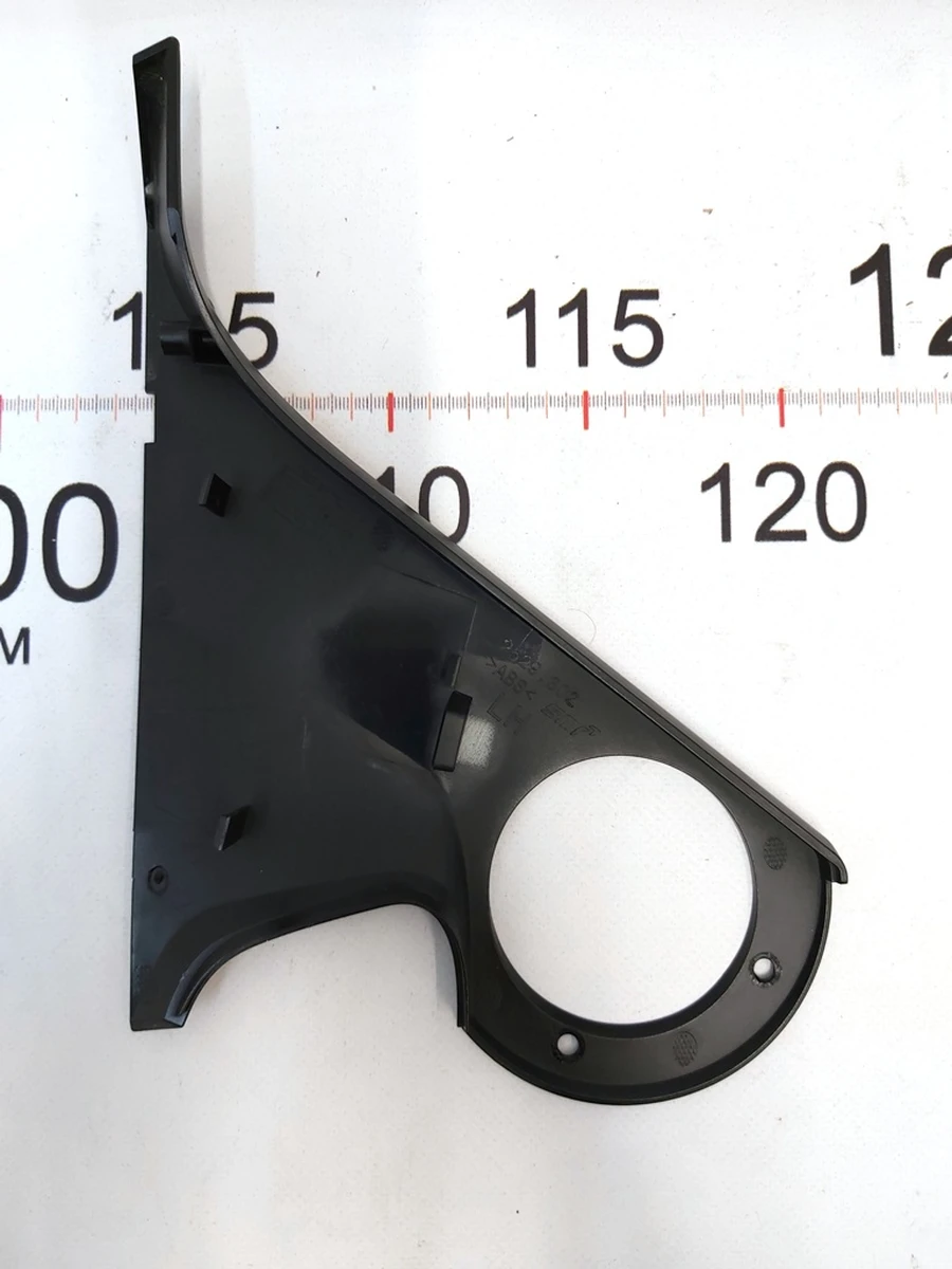 Накладка кронштейна зеркала наружного левого верхняя 2529.3021 BLACK Tesla Model Y 1495587 1594111