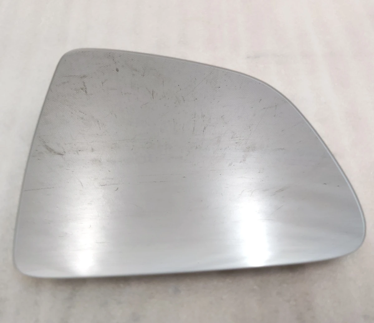 6 Зеркальный элемент зеркала наружного правого EU с подогревом без эффекта затемнения Tesla Model Y 1609854-02-A