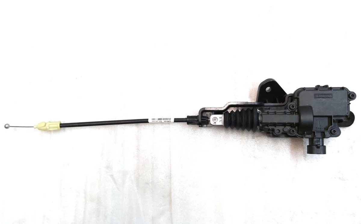 2 Привід замка капота електричний відкриття закриття з тросиком та кронштейном у зборі Tesla model 3, model Y 1614055-00-A 3061049 1500398