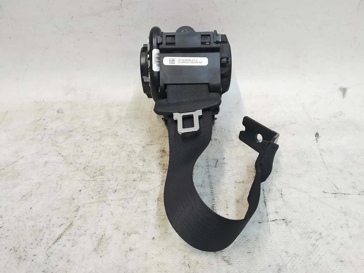 1 Ремінь безпеки 2-го ряду сидінь лівий правий BLK Tesla model Y 1616500-01-С