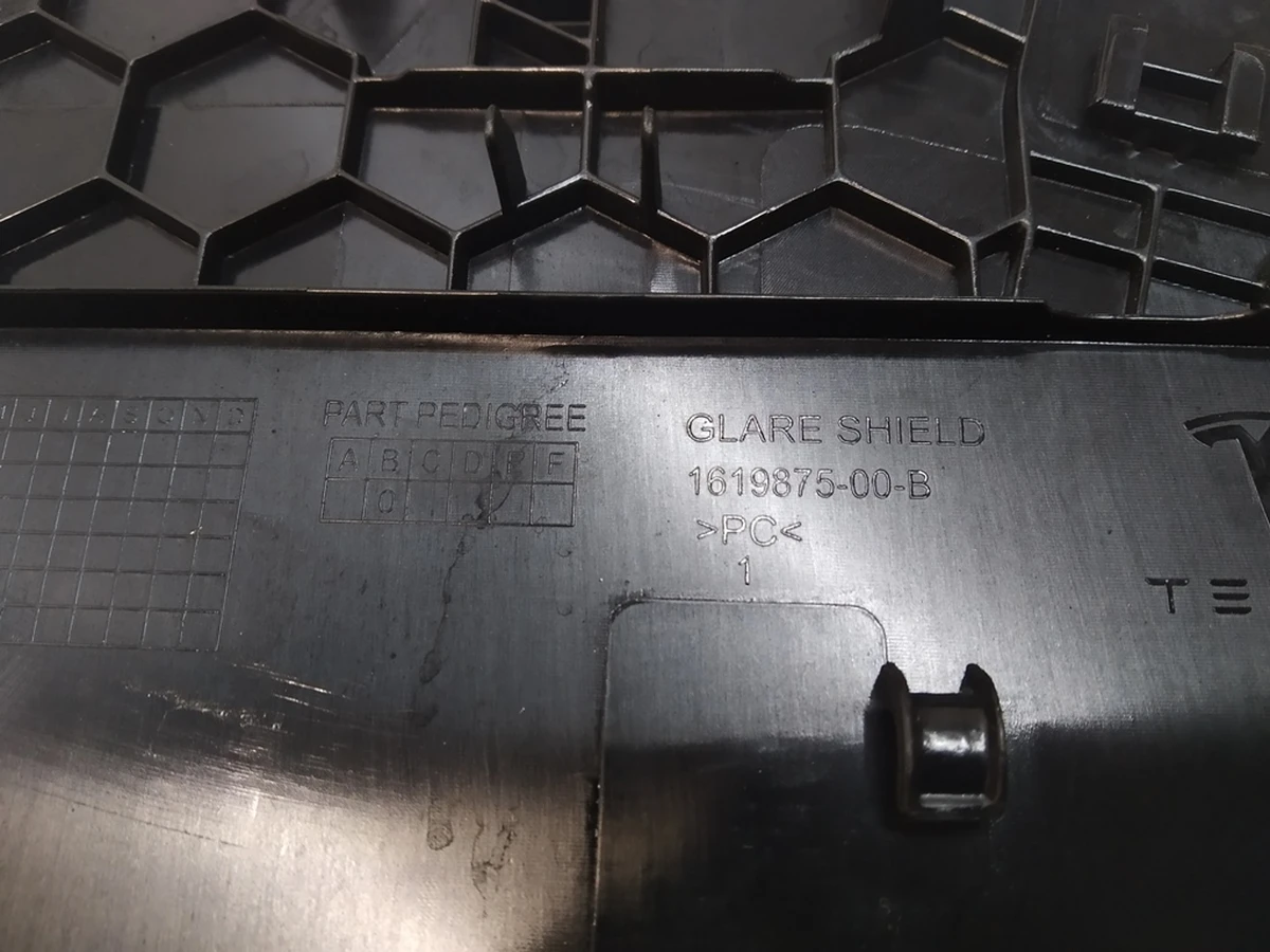 2 Противідблисковий екран камери дзеркала заднього виду Tesla model Y 1619875-00-D