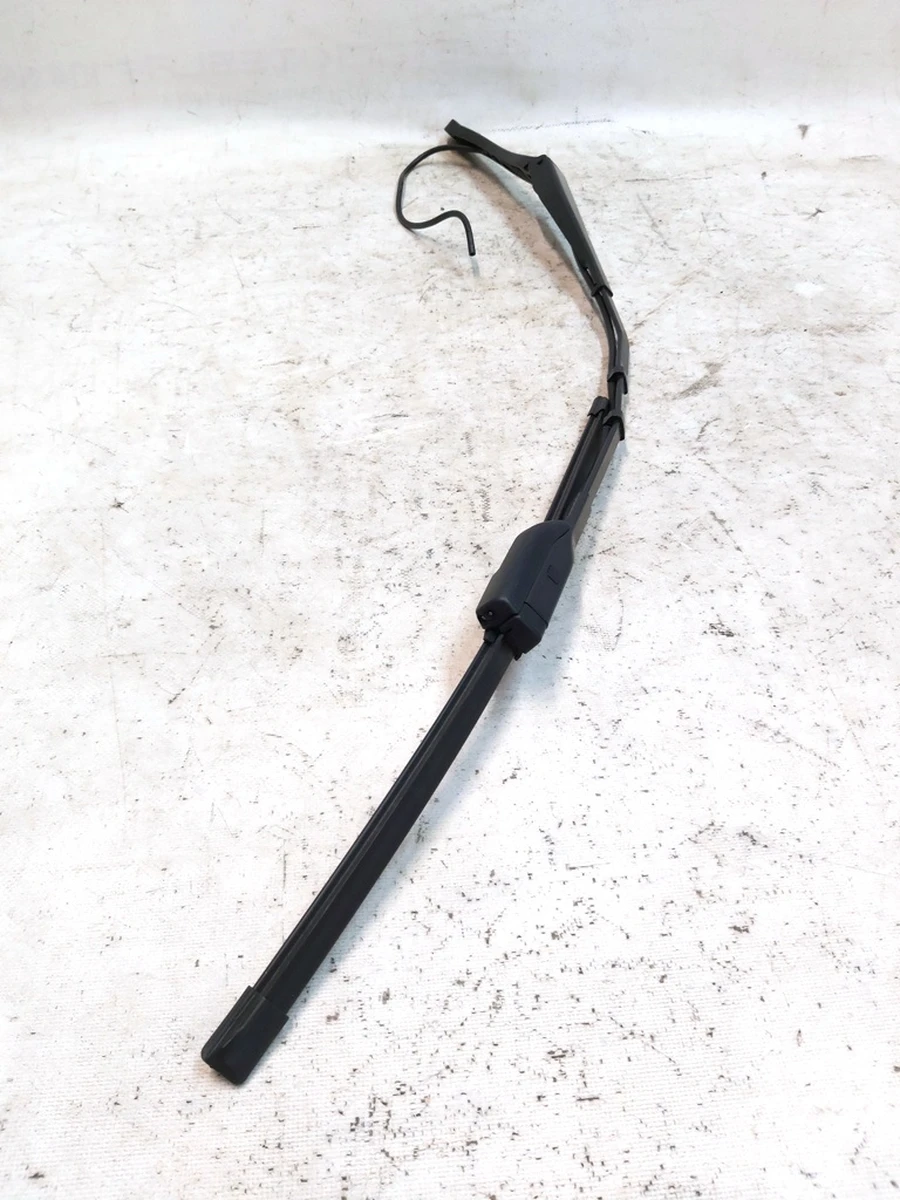 8 Рычаг стеклоочистителя правый с магистралью,форсунками и стеклоочистителем в сборе Tesla model 3 1621686-00-B