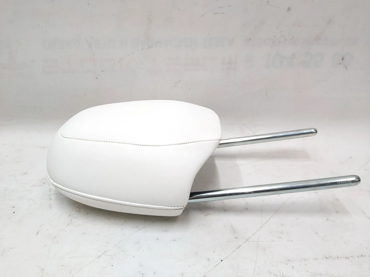 3 Подголовник сиденья 1-го ряда WHITE Tesla Model 3, Model Y 1623798-92-C, 1089092-02-H