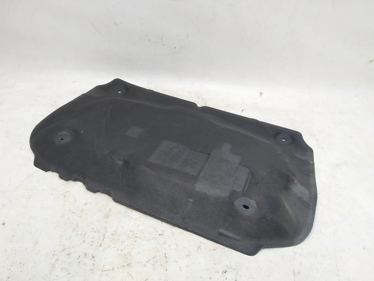 2 Шумоизолятор заднего мотора внешний Tesla model Y 1637620-00-B