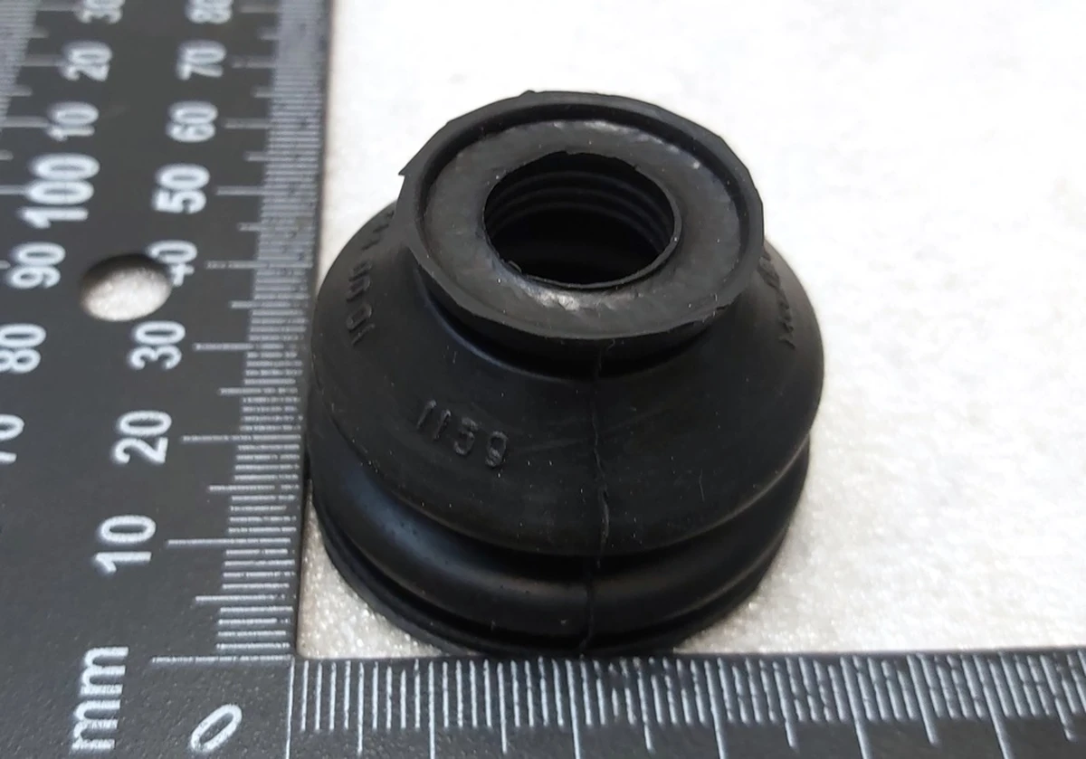 5 Пильник важеля нижнього продольного нового зразка (банан) Tesla model S, model S REST, model X 1041570-00-B 1041575-00-B