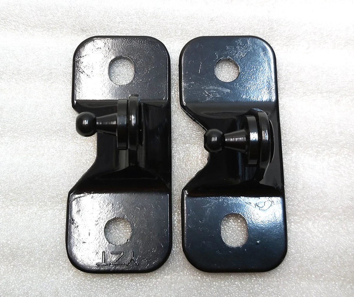 4 ACTIVE HOOD STRUT- LEFT HAND- REINFORCED SET Tesla Model 3 Jan 2024 1645975-00-B