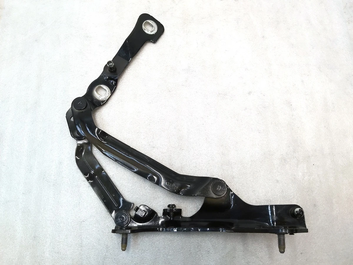 2 TRUNK HINGE RIGHT HAND PBSB Tesla Model 3 REST 1667398-00-B