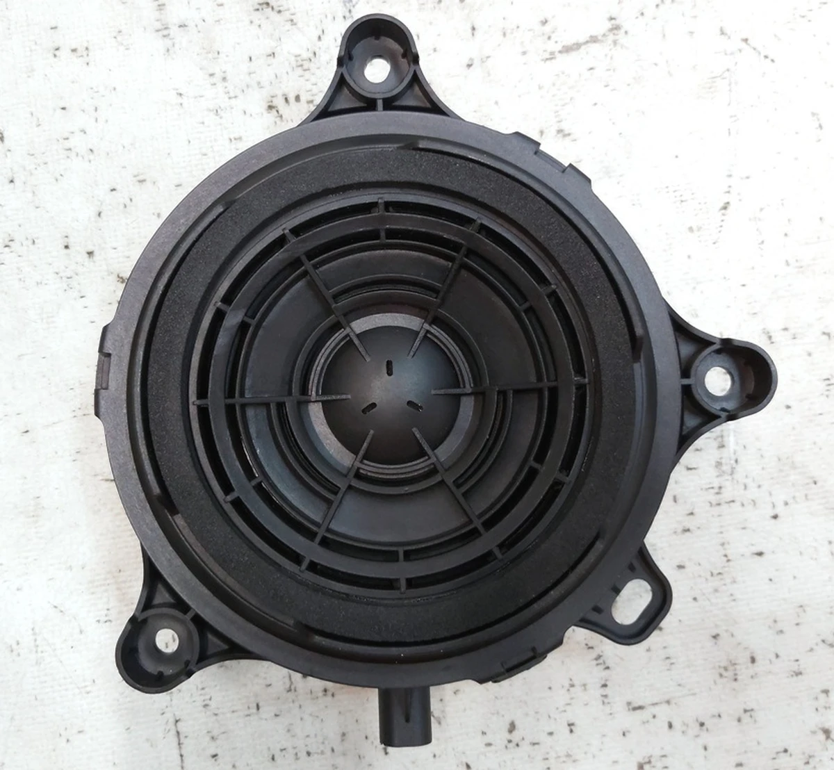 12 Динамік шумогенератор для пішоходів PREMIUM SOUND SOLUTIONS 50W Tesla Model X Mar 2021, Model 3, Model 3 Jan 2024, Model Y, Model Y Feb 2 1671113-00-A