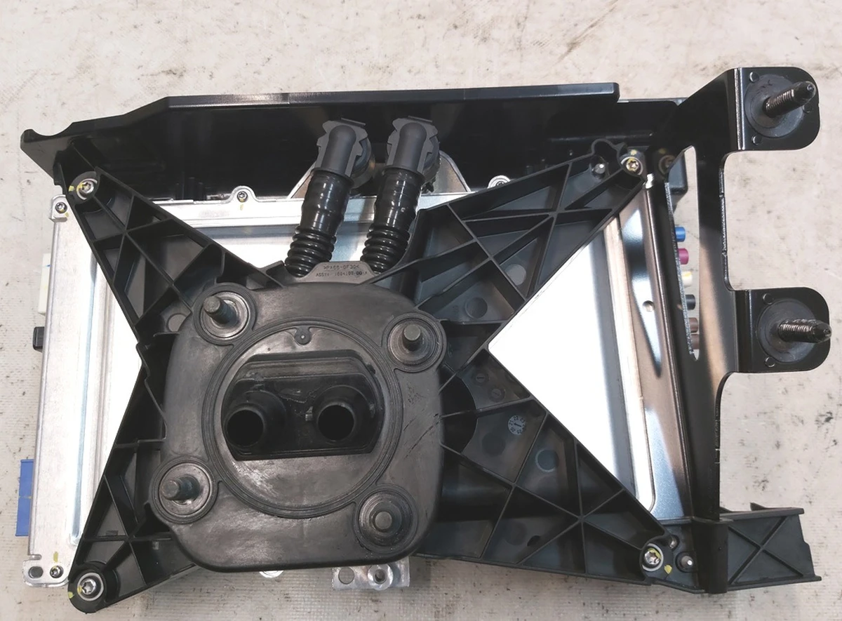 1 Компьютер автомобиля FUSED Tesla model 3 1681271-S0-K