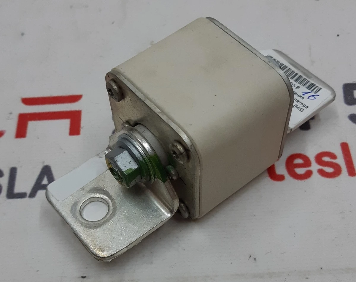 2 Запобіжник основної батареї S3 85kWh 630A Bussmann Tesla model S 1089619-00-D