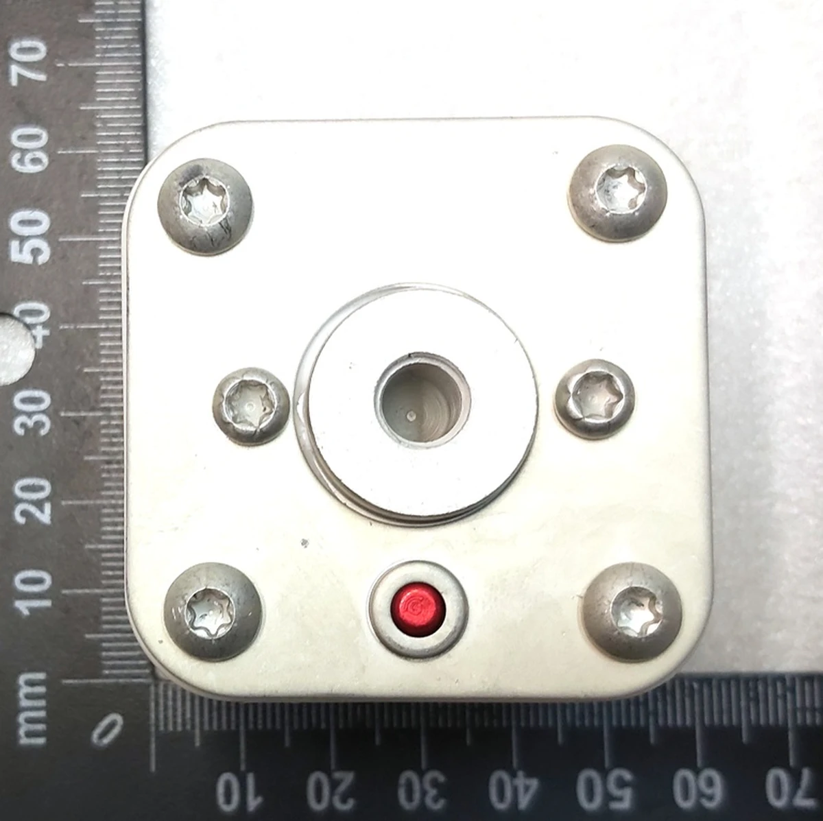 2 Main Battery Fuse 630A Bussmann 170M4416 Tesla Model S 1019347-00-A