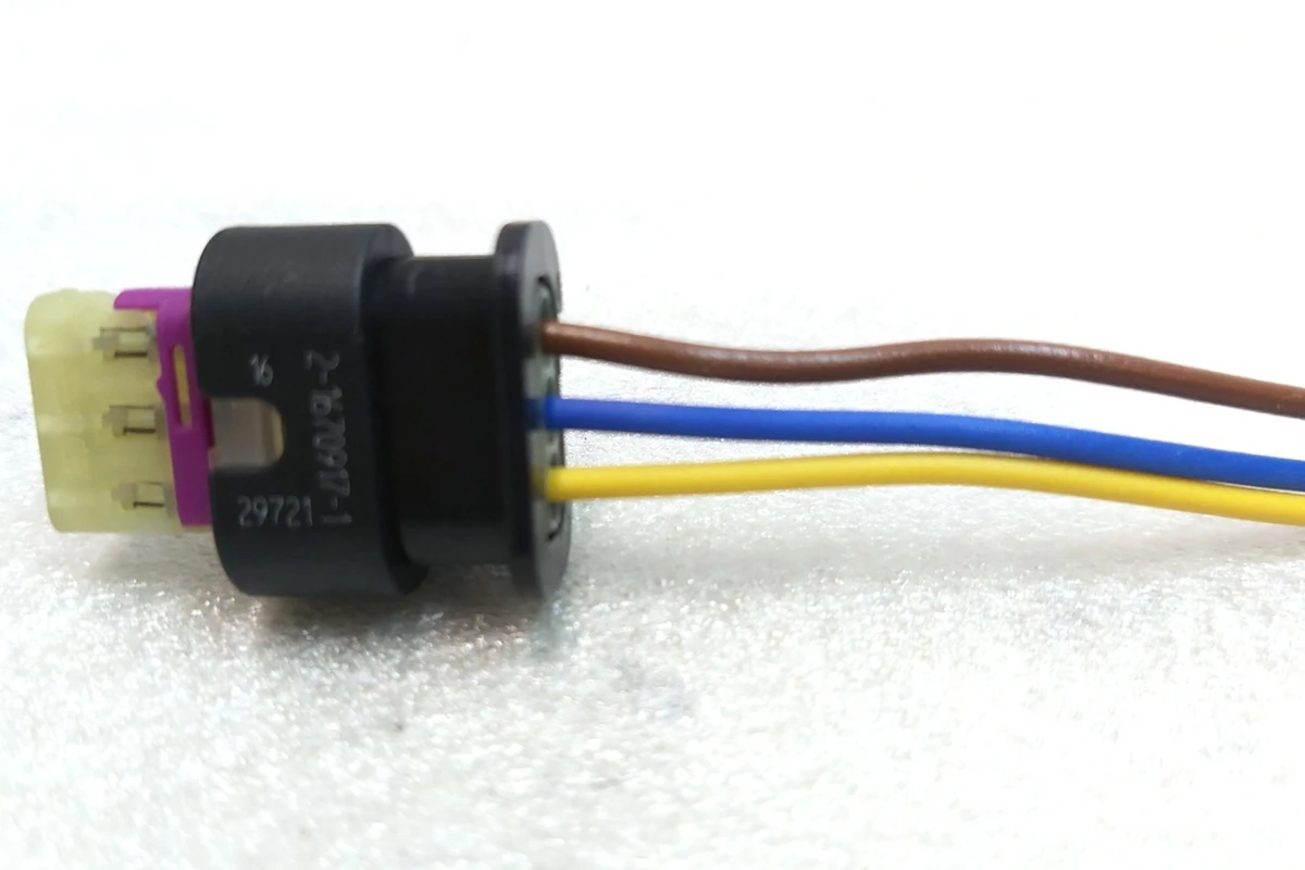 Роз'єм парктроніка 1127502-00 DELPHI 35126369-35126370 Tesla Model S REST, Model X, Model 3, Model Y 1718653-1F