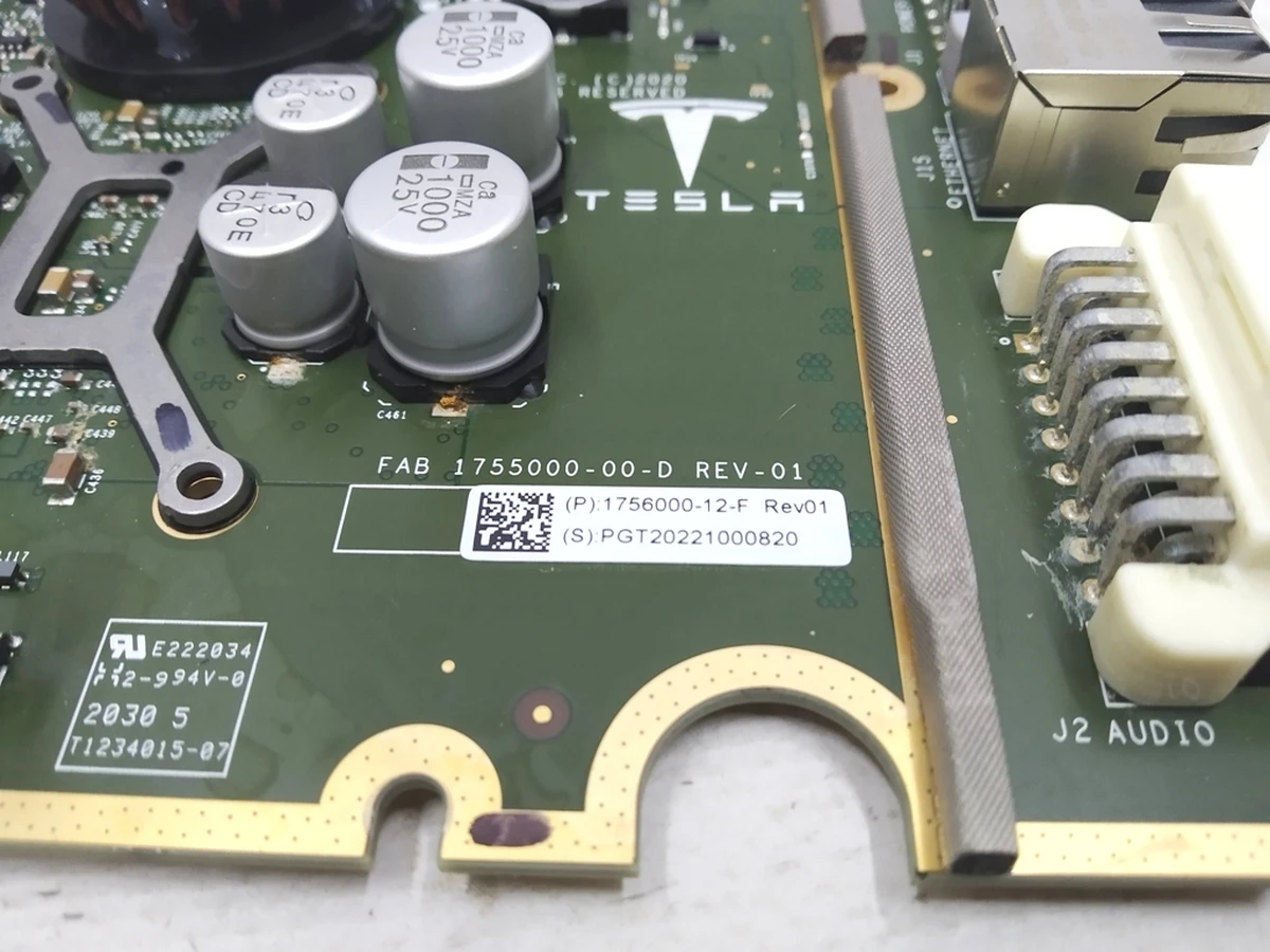 REV01 car computer motherboard Tesla model 3 1566786-00-C