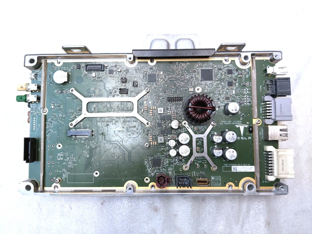 1 CAR COMPUTER - PROVISIONED - HARDWARE 3.2 w/o modem Tesla Model 3, Model Y 1775000-S0-L