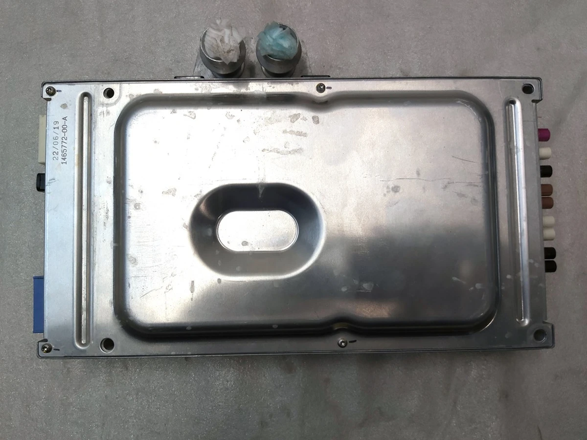 1 CAR COMPUTER - PROVISIONED - HARDWARE 3.2 w/o modem Tesla Model 3, Model Y 1775000-S0-L