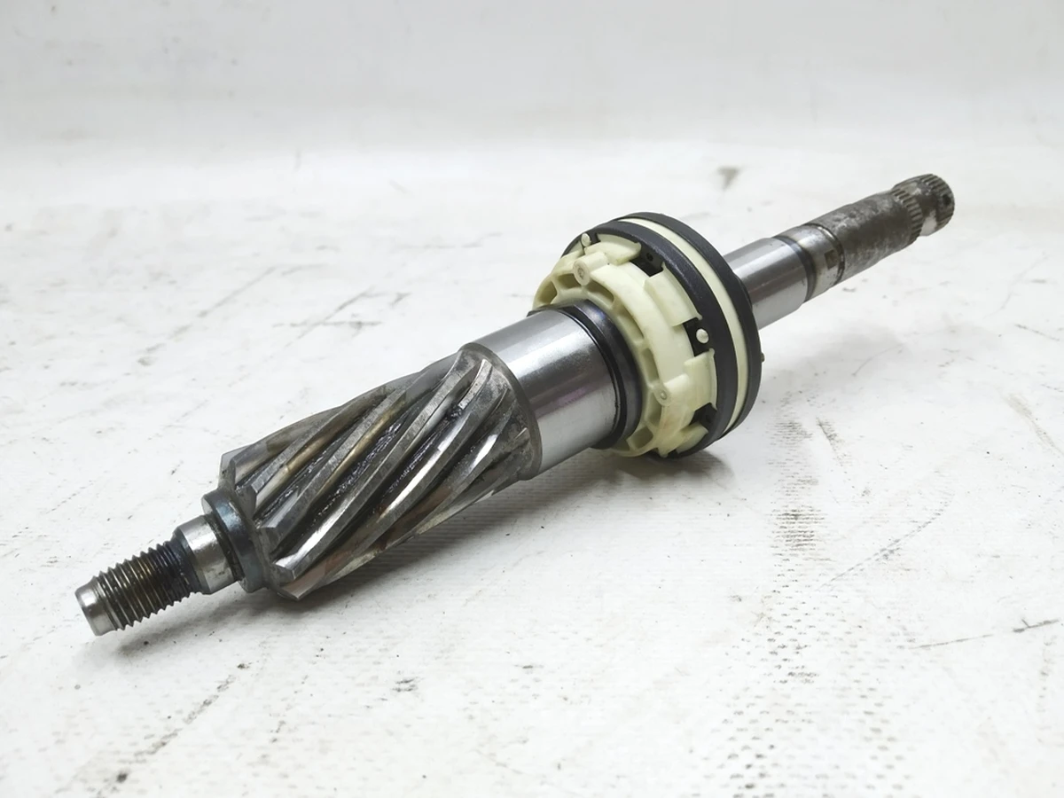 1 Черв'ячний вал Tesla model S REST 1070801-00-E