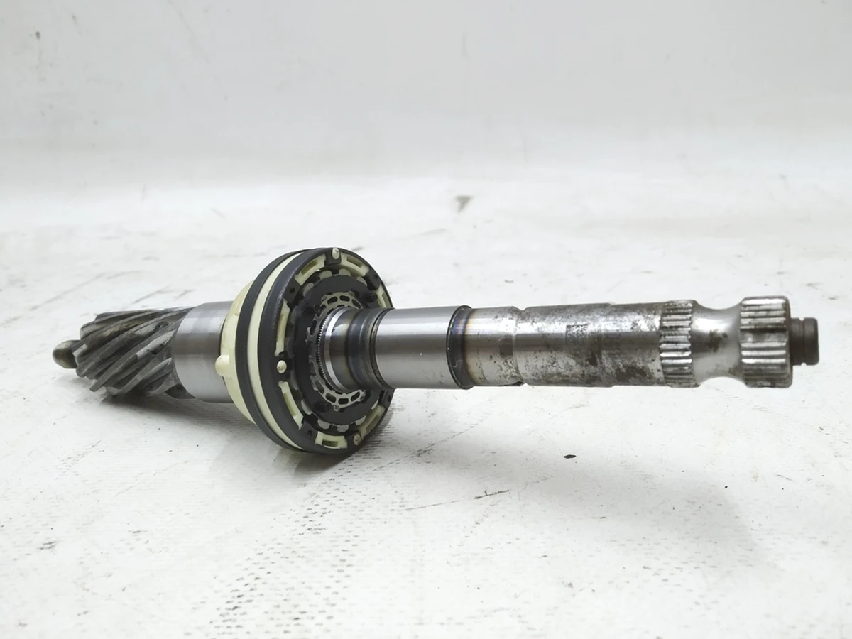 1 Черв'ячний вал Tesla model S REST 1070801-00-E