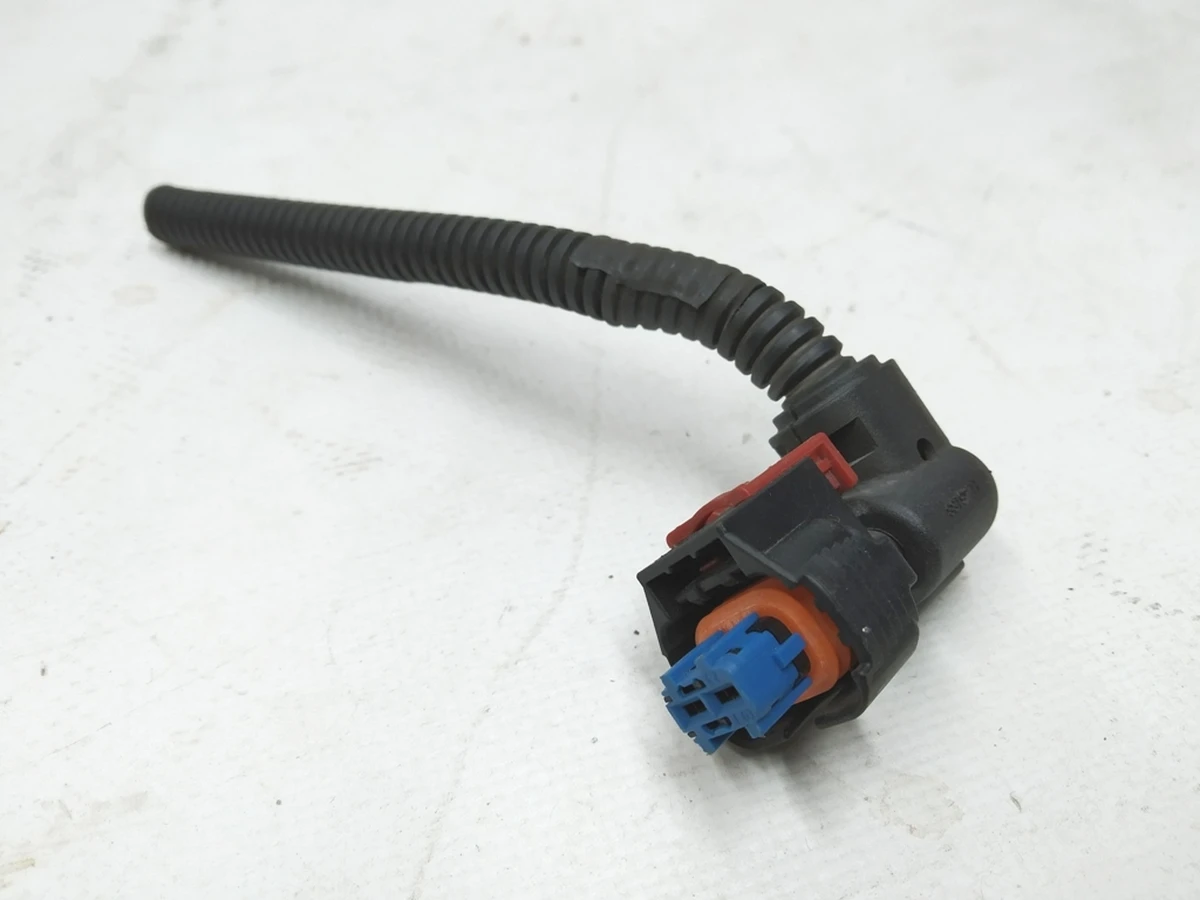 2 Rear left brake caliper wiring connector X162 (2pin) Tesla model X 1032448-00-G