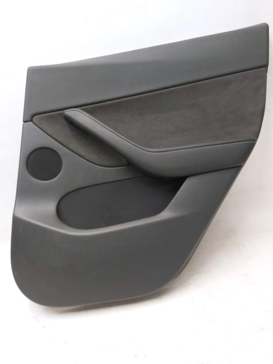 9 Карта дверей задньої правої у зборі PREM BLACK Tesla model Y 1497297-91-C