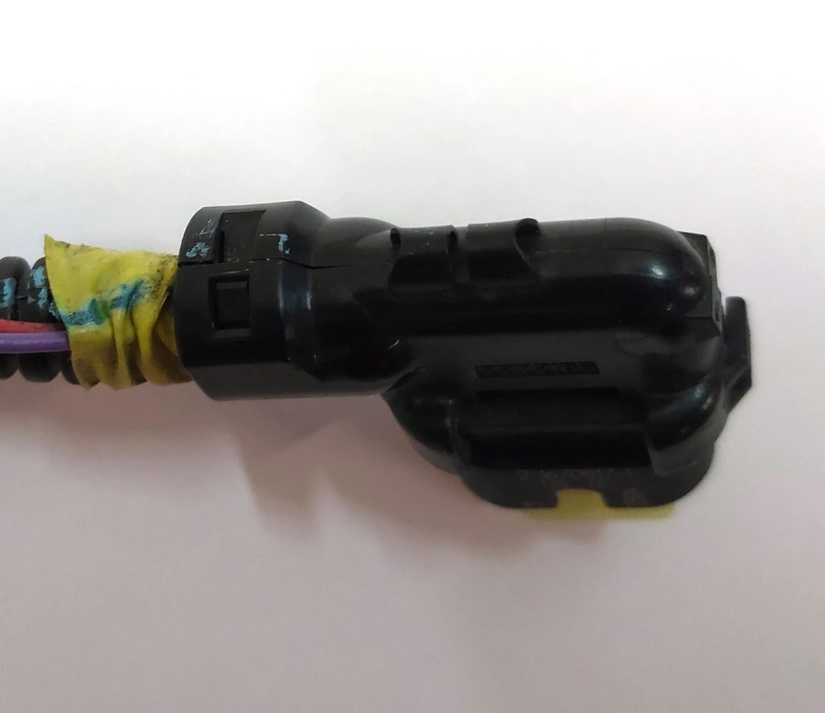 Parktronic Connector 1127502 (3pin) Tesla model 3, model Y 2-1670917-1