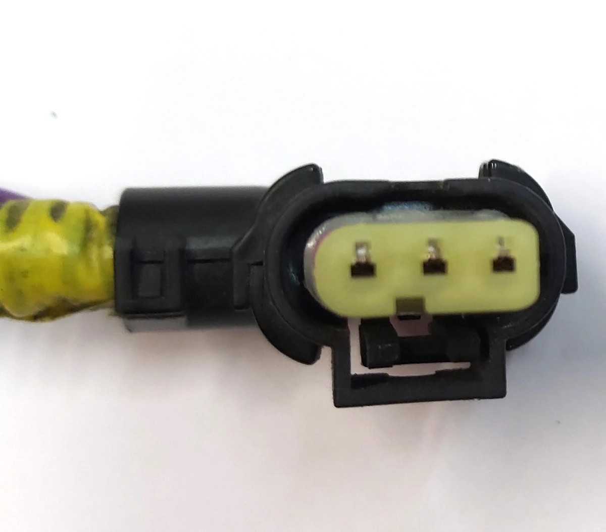 Parktronic Connector 1127502 (3pin) Tesla model 3, model Y 2-1670917-1