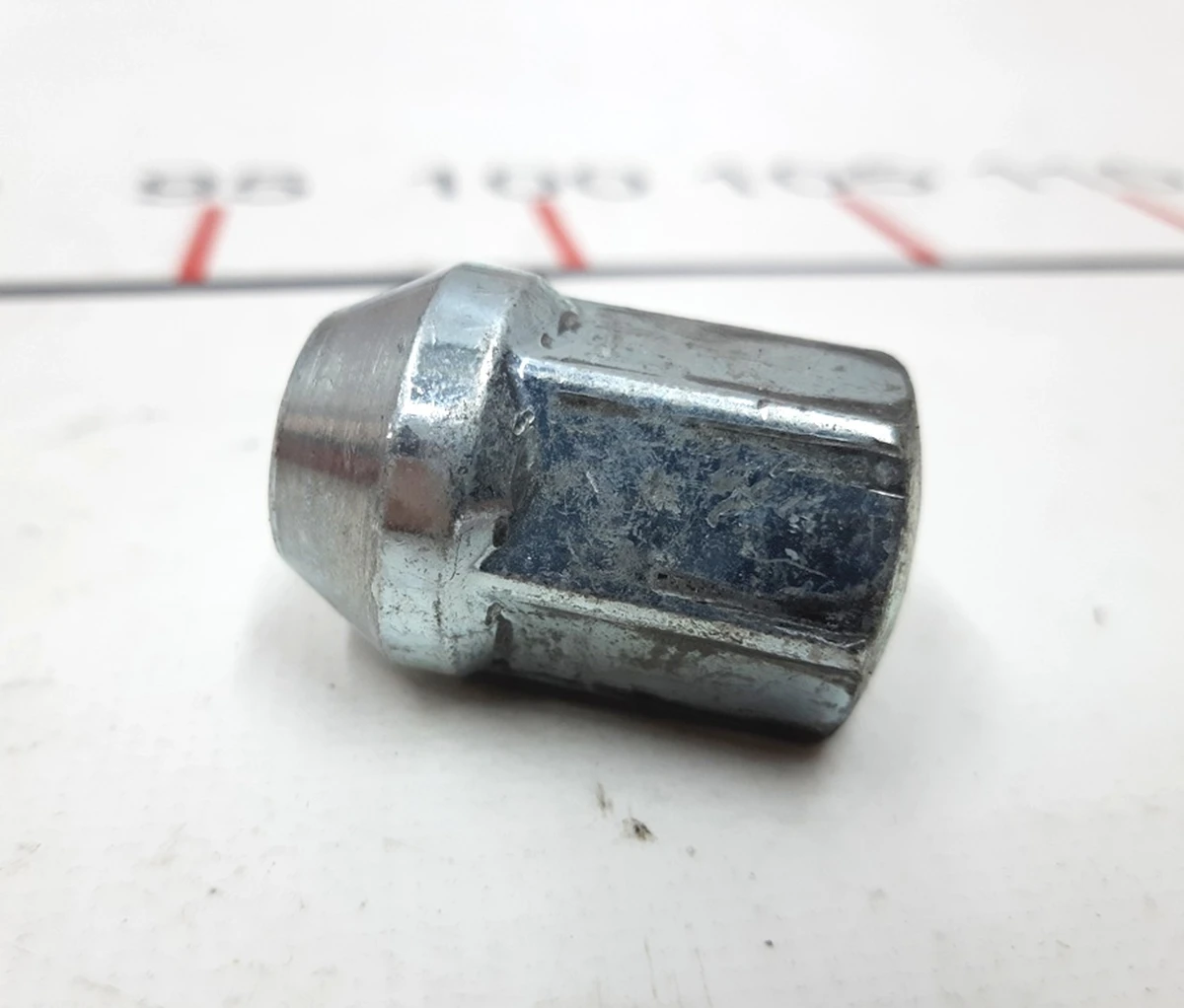 7 Гайка колісна M14x1.50 хромована Tesla model S, model S REST, model X 2007065