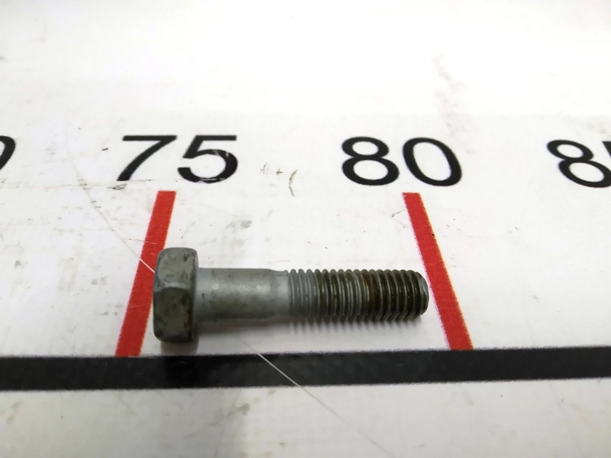 8 Болт крепления кардана рулевой колонки нижней H M8x1.25x35 [10.9]-G720 Tesla Model S, Model S REST, Model X 2007098