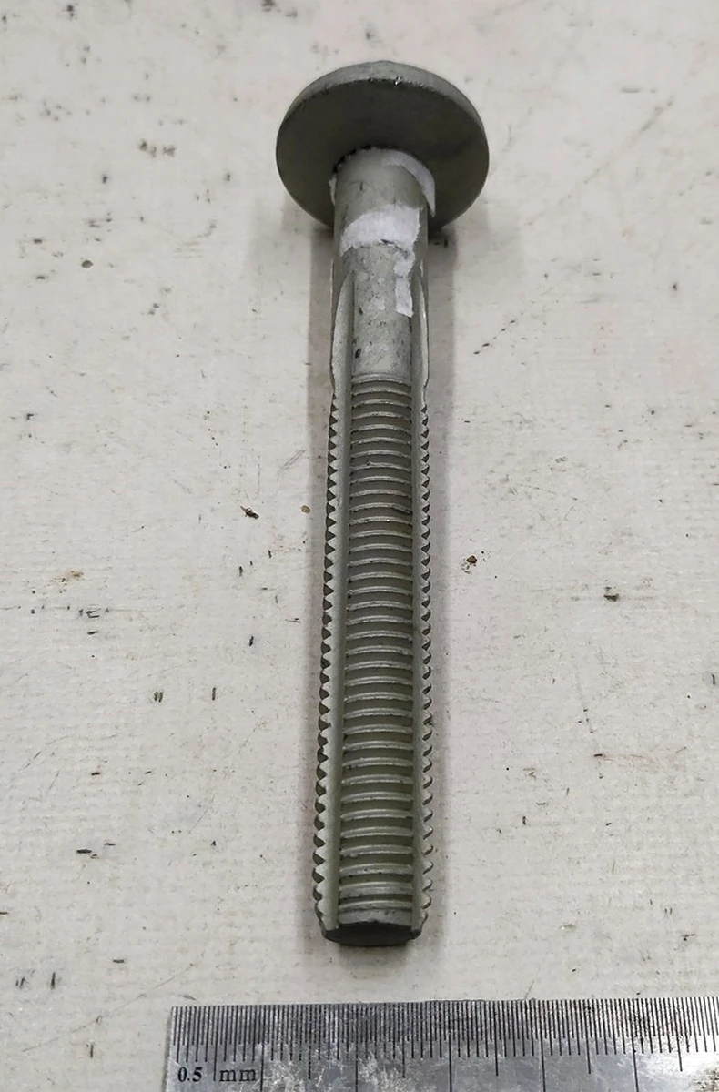 9 Болт развальный (переднего прямого рычага левого/правого) M14x2.00x114 [10.9]-G720 (диаметр 32 мм) NEW Tesla model S X S REST 2007106